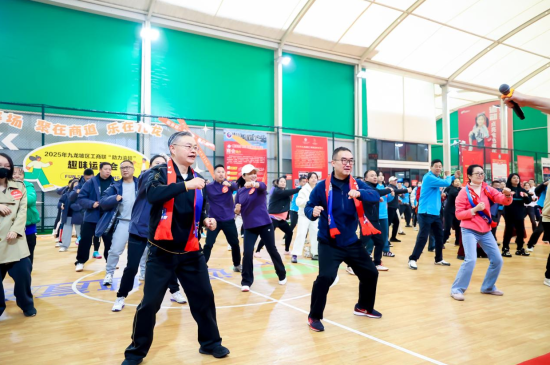 ͼΪ��ֳ��� ����������������ͼ