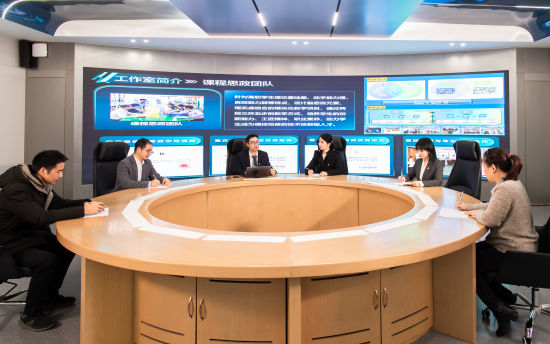 图为重庆工程职业技术学院教育部课程思政教学名师团队(单片机技术及应用课程团队)开展集体备课。重庆工程职业技术学院供图 图为重庆工程职业技术学院教育部课程思政教学名师团队(单片机技术及应用课程团队)开展集体备课。重庆工程职业技术学院供图