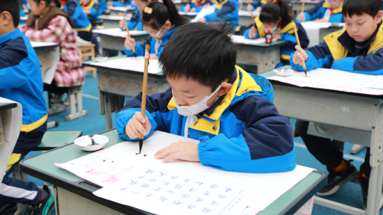 图为学生书法创作。合川区高阳小学 供图 图为学生书法创作。合川区高阳小学 供图