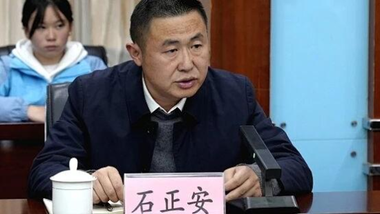 图为酉阳职教中心校党委副书记石正安讲话。酉阳职教中心 供图 图为酉阳职教中心校党委副书记石正安讲话。酉阳职教中心 供图