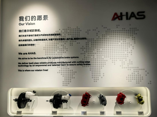 ͼΪ�����Ʒչʾ��ŷĦ������ ��ͼ 