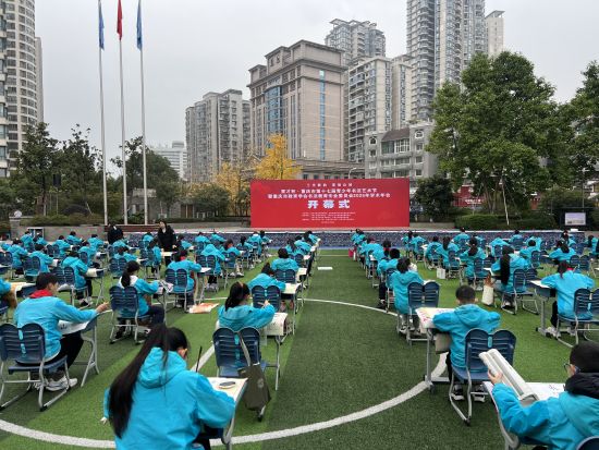 图为活动现场。贾楠 摄 图为活动现场。贾楠 摄