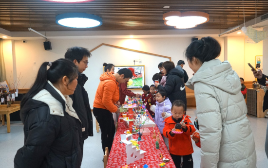 图为活动现场。李雪 摄 图为活动现场。李雪 摄