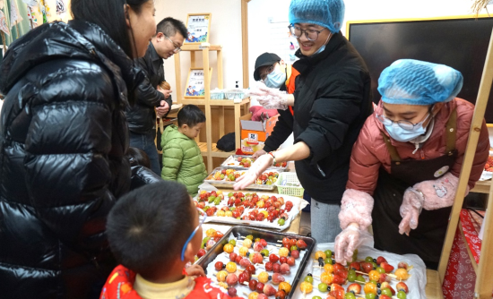 图为活动现场。李雪 摄 图为活动现场。李雪 摄
