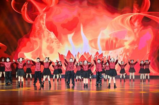 ͼΪ�����ֳ������췽 ��ͼ