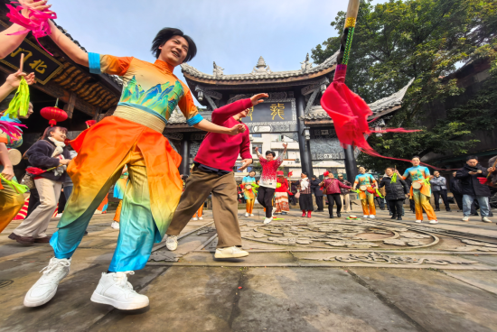 ͼΪ��ֳ��������� ��ͼ