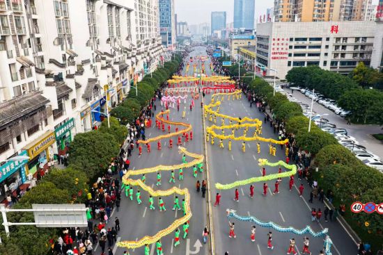 ͼΪ��ֳ���ͭ����ί������ ��ͼ