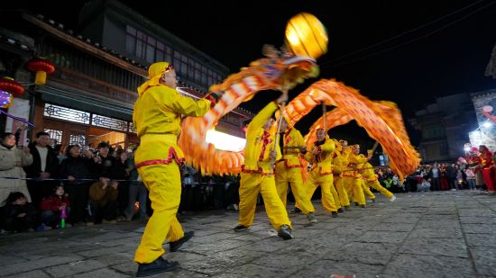 图为活动现场。石嘉黎 摄 图为活动现场。石嘉黎 摄