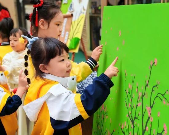 ͼΪ��ѧ�ڡ��㴺�����ڡ��׶�԰ ��ͼ