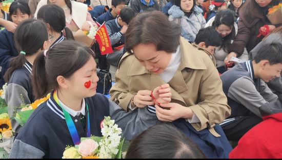 ͼΪ�ҳ�Ϊ������������ֻ��������Ͼ�������ѧ ��ͼ