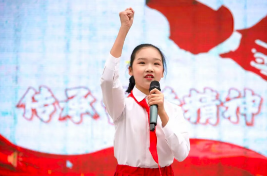 ͼΪѧ�����б��ݡ��ϴ�����֪Сѧ ��ͼ