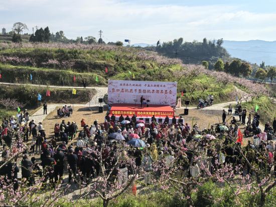 ͼΪ��ֳ�����ٰ췽��ͼ