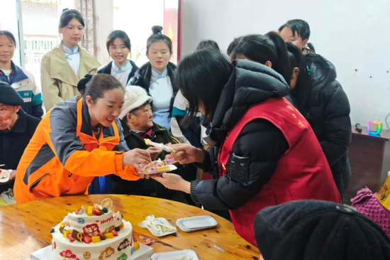 ͼΪ־Ը��Ϊ�������������ǿ�ְ������ ��ͼ