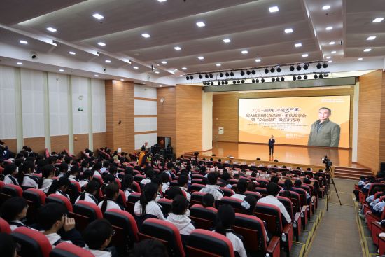 ͼΪ��ֳ���