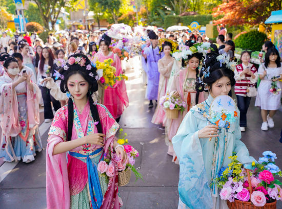 ͼΪ����Ѳ���ֳ������췽��ͼ