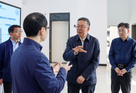 ͼΪ�������������ѧ���С��������˴� ��ͼ