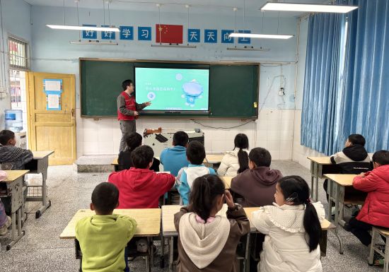 ͼΪ��ԱΪ�������ϵ�����ȫ�Ρ�����԰ ��