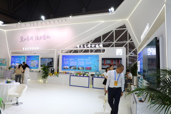图为第八届西洽会璧山展区。梁钦卿 摄 图为第八届西洽会璧山展区。梁钦卿 摄