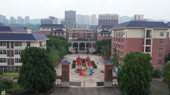 图为航拍重庆青年职业技术学院。 重庆青年职业技术学院供图 图为航拍重庆青年职业技术学院。 重庆青年职业技术学院供图