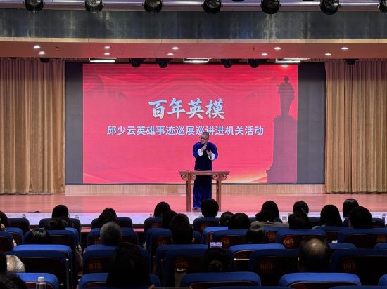 图为四川评书《少年无声》。 铜梁区委宣传部供图 图为四川评书《少年无声》。 铜梁区委宣传部供图