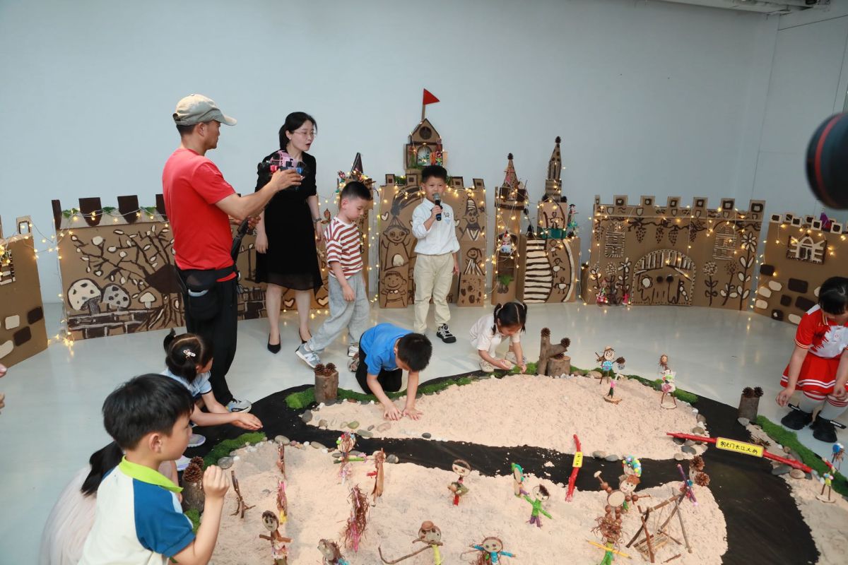 图为展览现场。王琦美术博物馆供图 图为展览现场。王琦美术博物馆供图