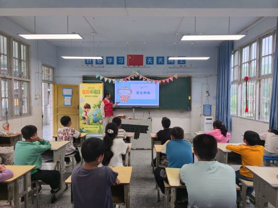 图为活动现场。陈瑞 摄 图为活动现场。陈瑞 摄