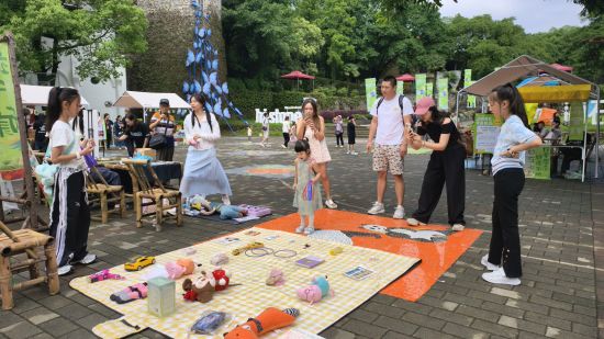 ͼΪ��ֳ��� ����췽��ͼ