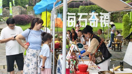 ͼΪ��ֳ��� ����췽��ͼ
