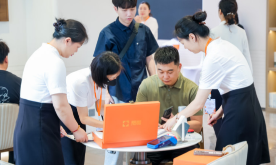 tu交付现场(联发重庆供图) tu交付现场(联发重庆供图)