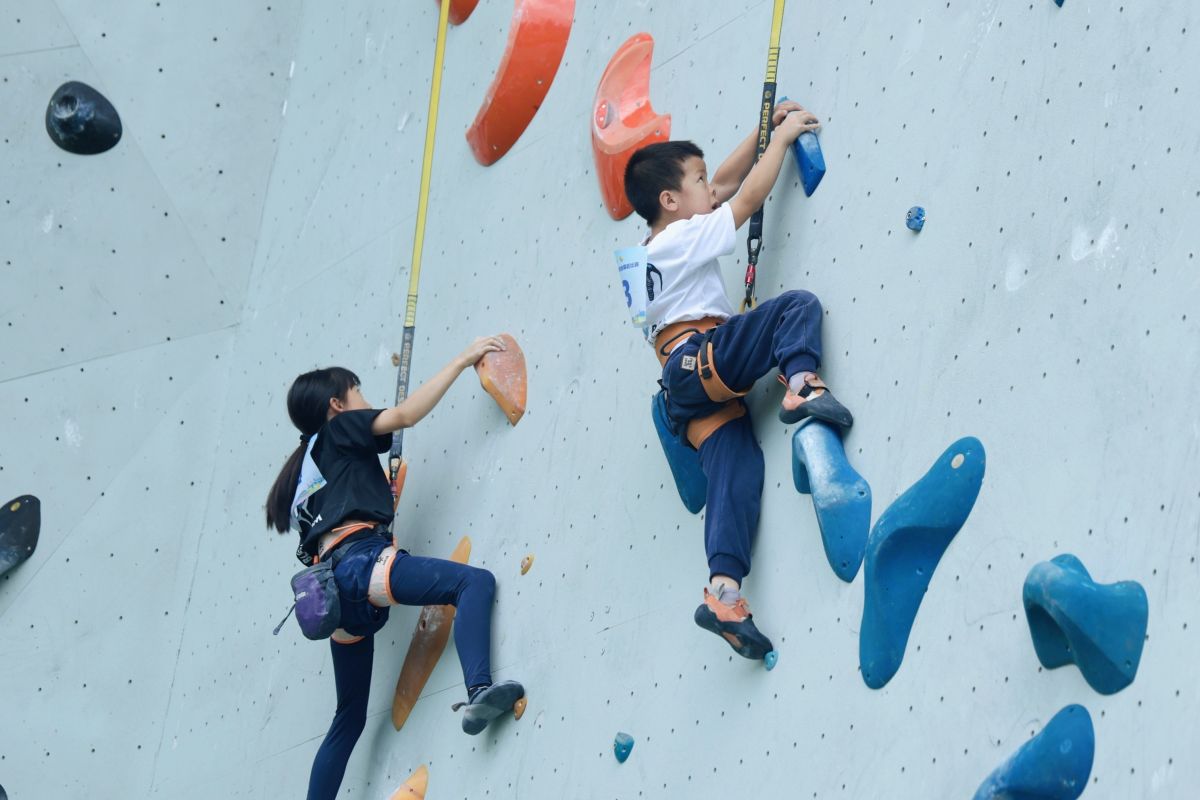 ͼΪ�����ֳ����������췽��ͼ