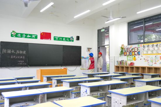 图为专项检查现场。 国网重庆开州供电公司供图 图为专项检查现场。 国网重庆开州供电公司供图