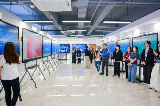 图为活动现场。 重庆电信 供图 图为活动现场。 重庆电信 供图