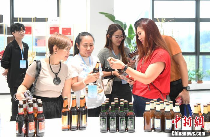 ����ý������ι�������Ŧ�۲�ҵ԰ ��������Ʒ����ע