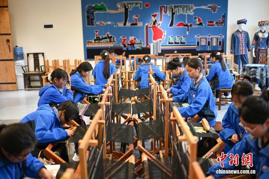 ��ʱ��ӡ��������ɽ��ְ�̸��ܷ��Ż�̬����