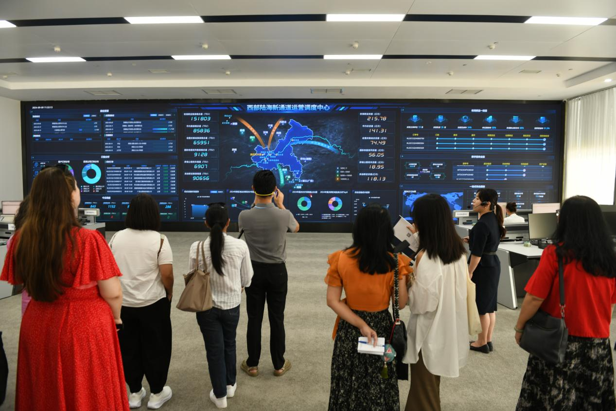 �������ձ���½����ͨ������������ҵ �����붫�˵Ŀ�ɽԽ��